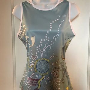 New Balance running tank